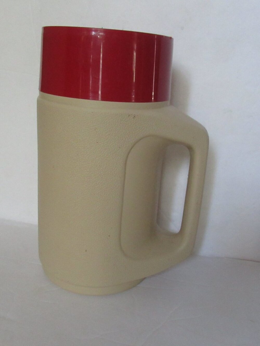 Vintage Thermos 4215 Red and Beige Plastic 1980s